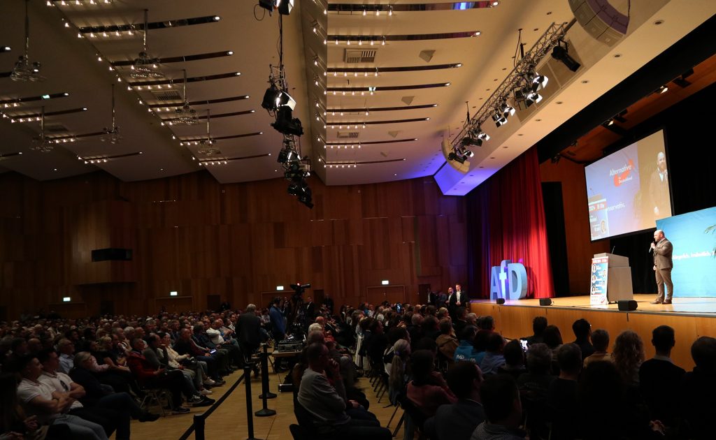 Landesvorsitzender Markus Frohnmaier in der Harmonie Heilbronn