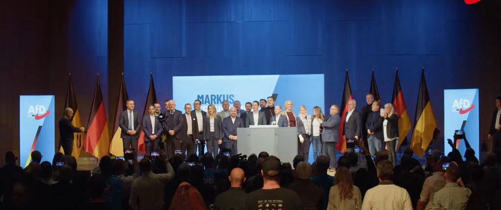 Unsere Abgeordnete und Landtagskandidaten auf der Bühne der Heilbronner Harmonie