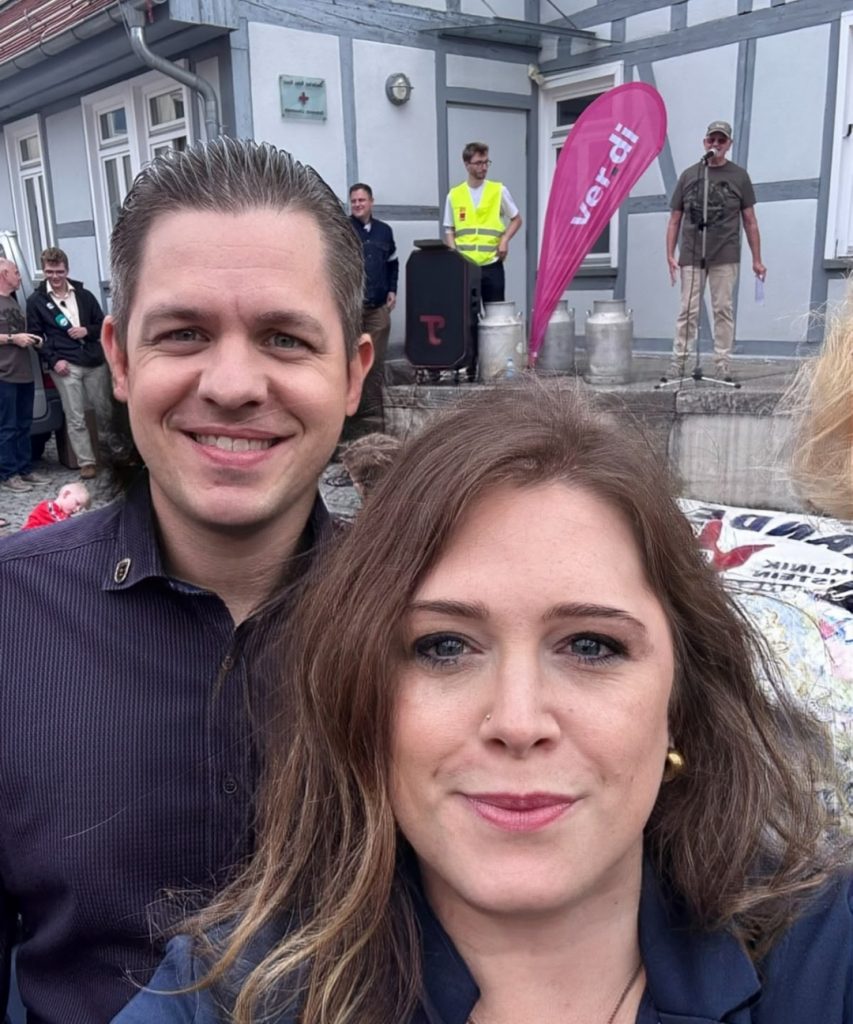 Die AfD-Landtagsabgeordneten Dennis Klecker und Emely Knorr